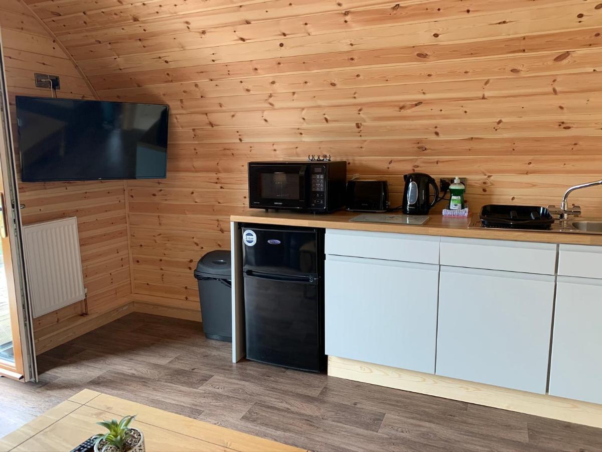 Pond View Pod 3 With Private Hot Tub -Fife - Loch Leven - Lomond Hills Villa Kelty Екстериор снимка