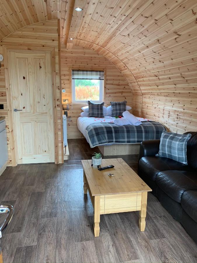 Pond View Pod 3 With Private Hot Tub -Fife - Loch Leven - Lomond Hills Villa Kelty Екстериор снимка