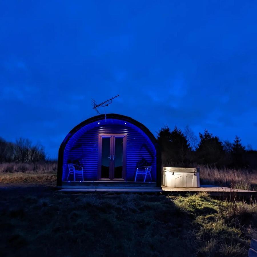 Pond View Pod 3 With Private Hot Tub -Fife - Loch Leven - Lomond Hills Villa Kelty Екстериор снимка